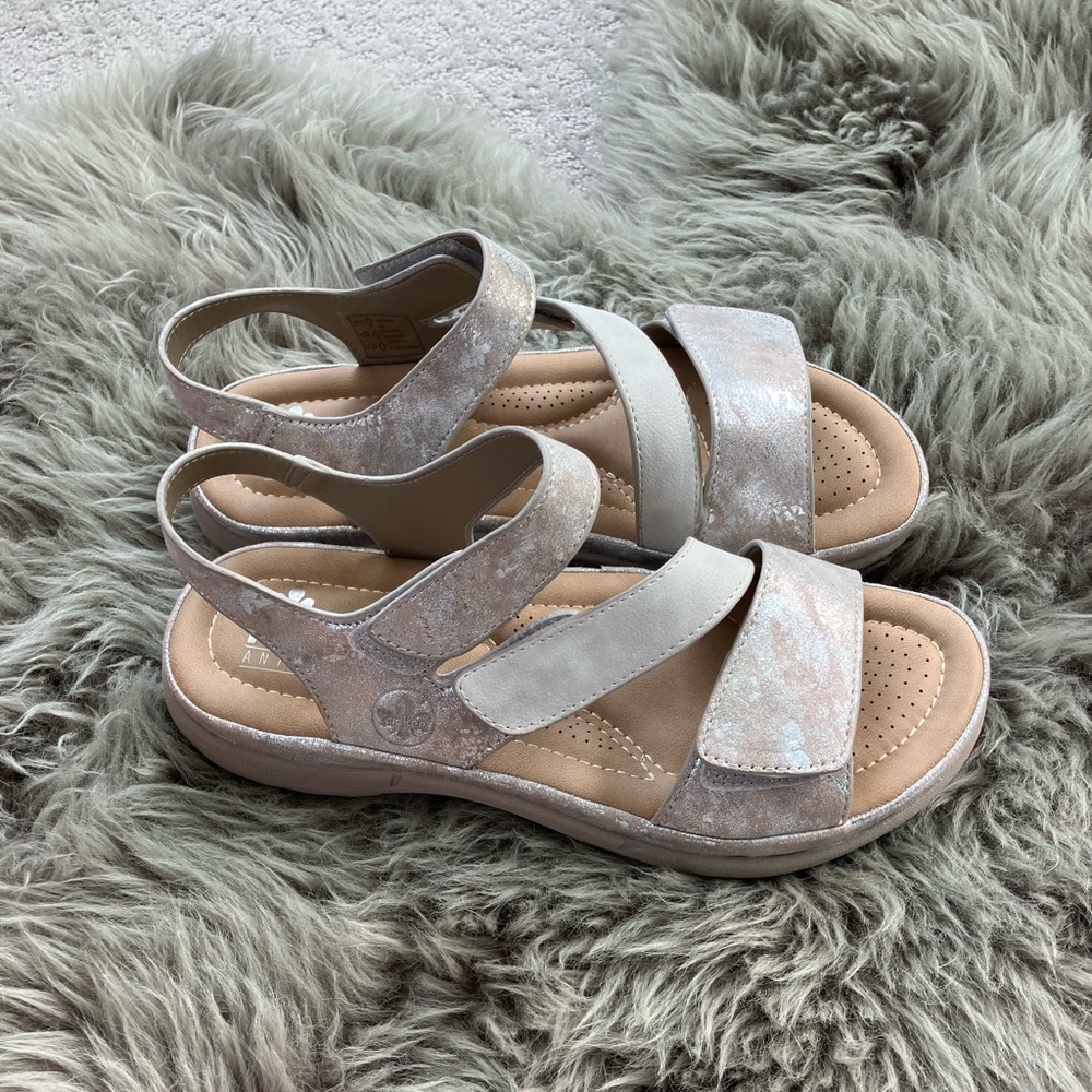 European Sandals - Picture 2 of 4